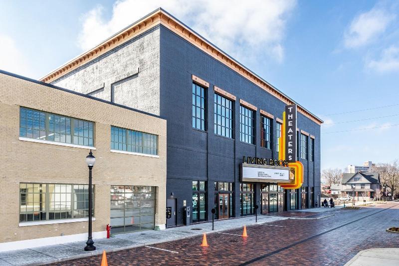 Bottleworks Hotel Indianapolis Exterior photo